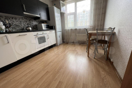 2-к. квартира, 54 м², 10/17 эт.