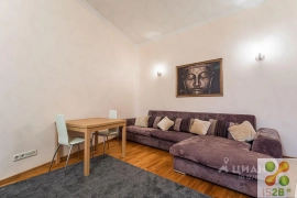 Продам трехкомнатную вторичку 108.0 м² этаж 4/8 город Москва метро Достоевская площадь Борьбы 15